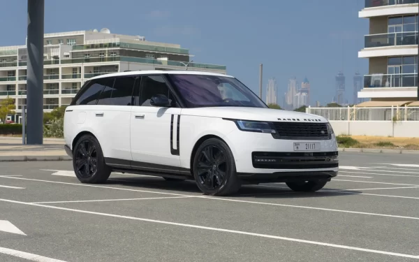 Range Rover Vogue 2022 White