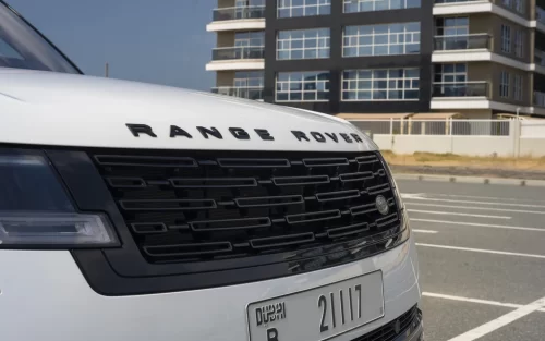 Range Rover Vogue 2022 White