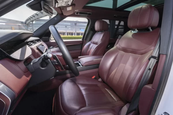 Range Rover Vogue 2022 White