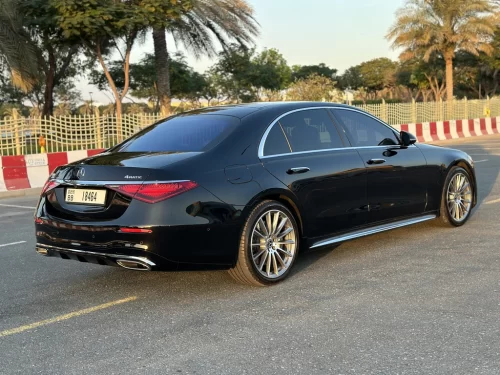 Mercedes-Benz S 500 Black